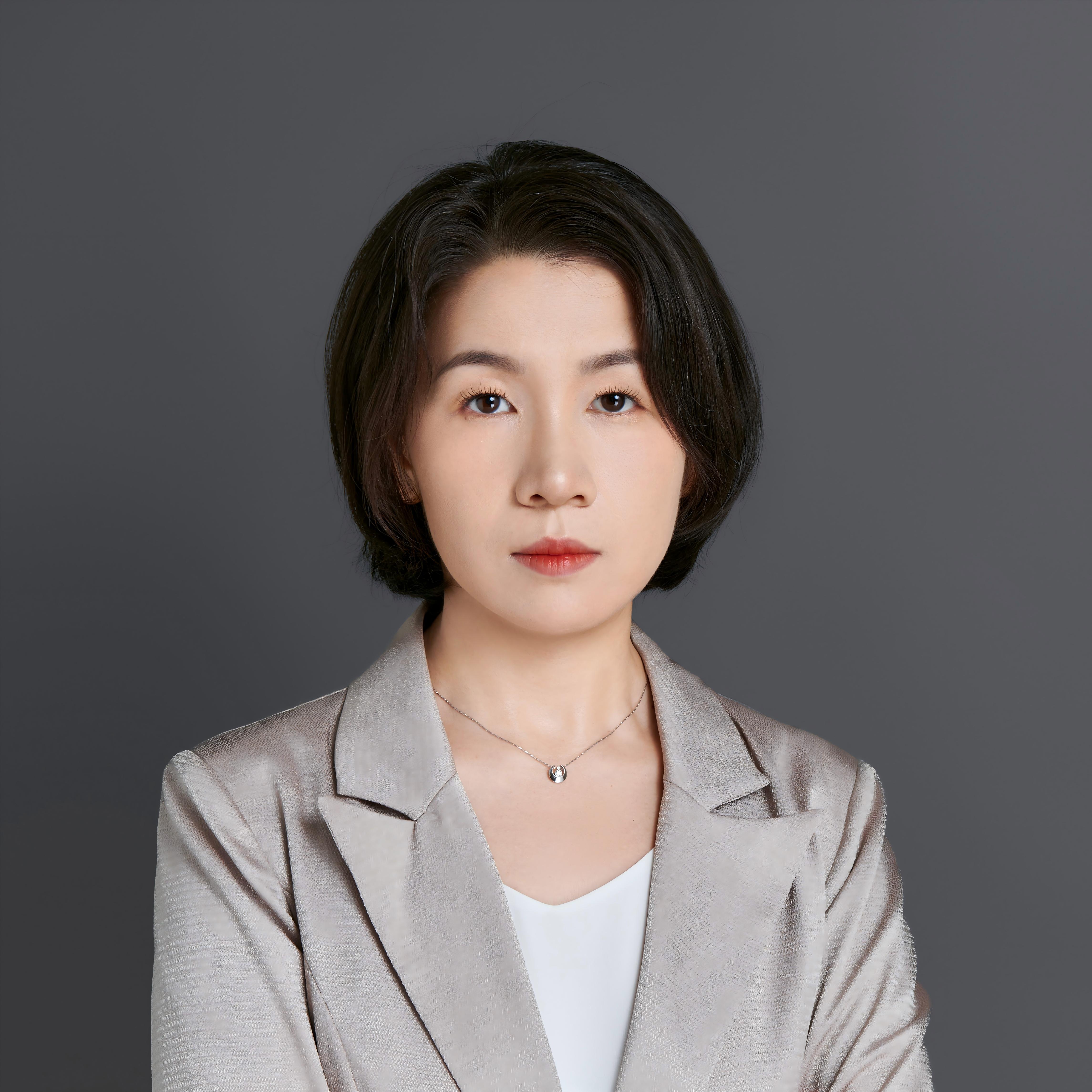 吕丽娜
